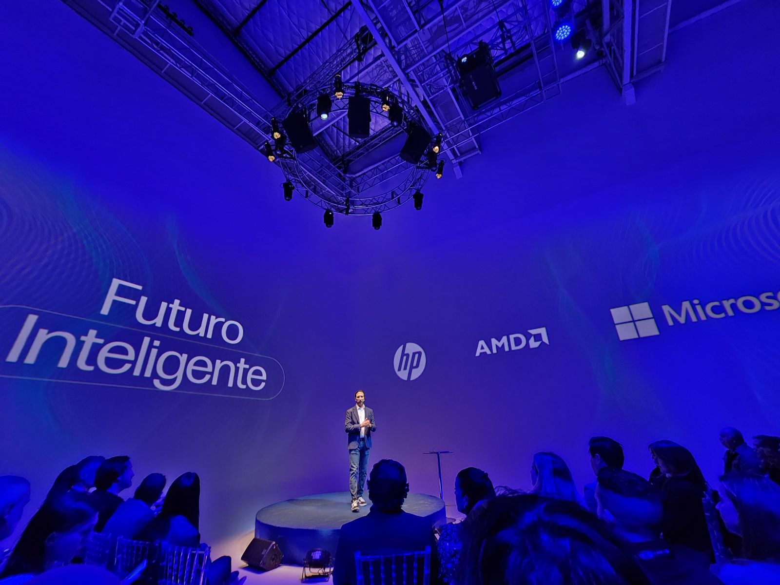 Data Memory presente en el evento HP Futuro Inteligente