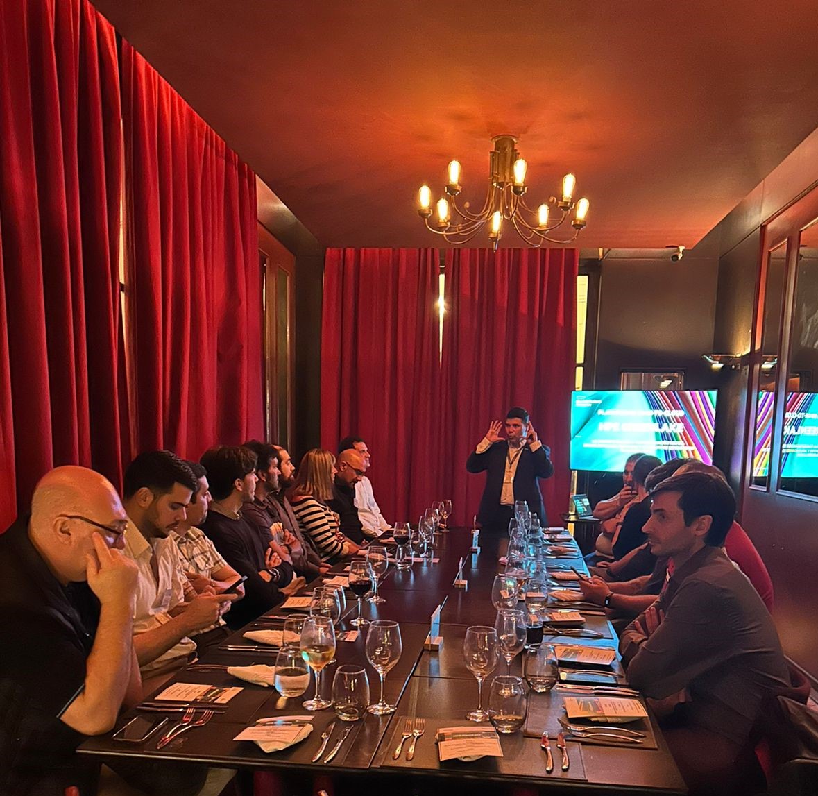 Almuerzo Exclusivo Data Memory y HP Inc.